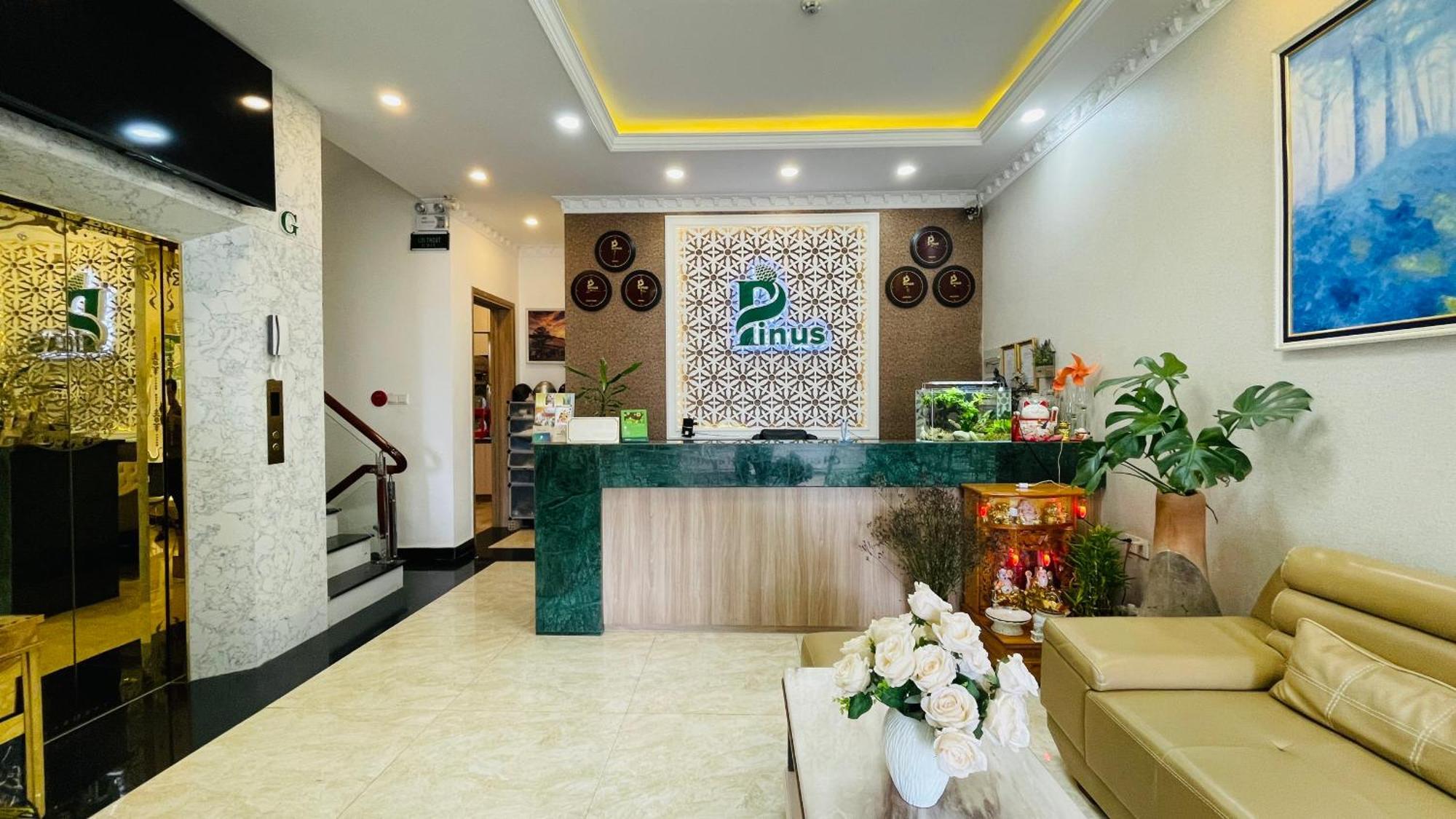 Pinus Hotel Da Lat Exterior photo